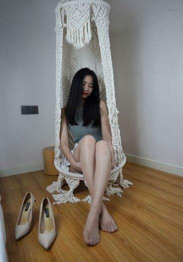 诱人的秘书滋味2
