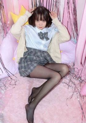 少妇厨房与子伦