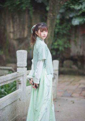 波多野结衣上班族