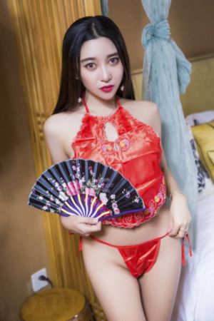亚洲精品三区