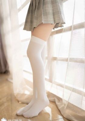 文峰挺进柔佳的身体