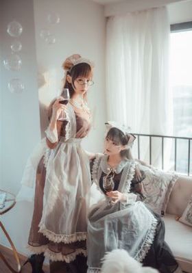 少女遇阿姨